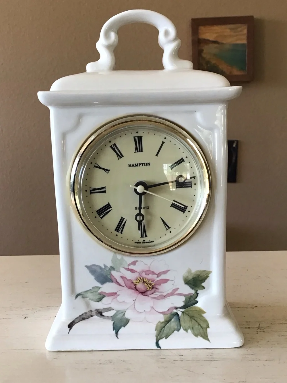 Vintage Grayshott Pottery Cottage Porcelain Desk Clock England